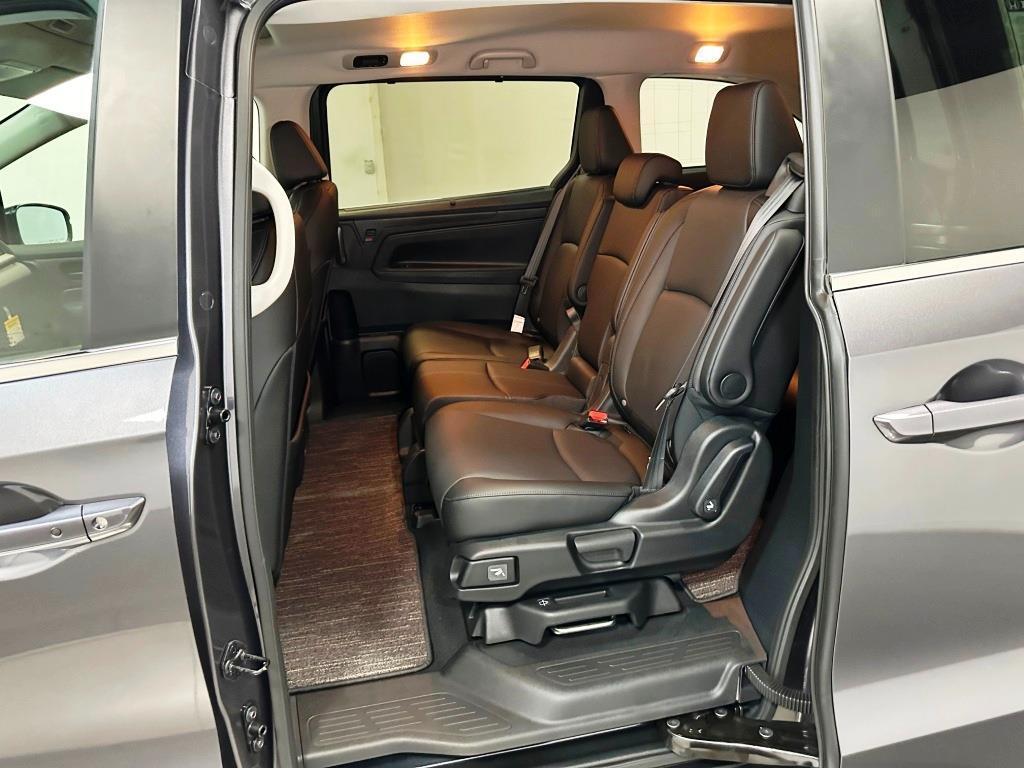 new 2026 Honda Odyssey car, priced at $44,655