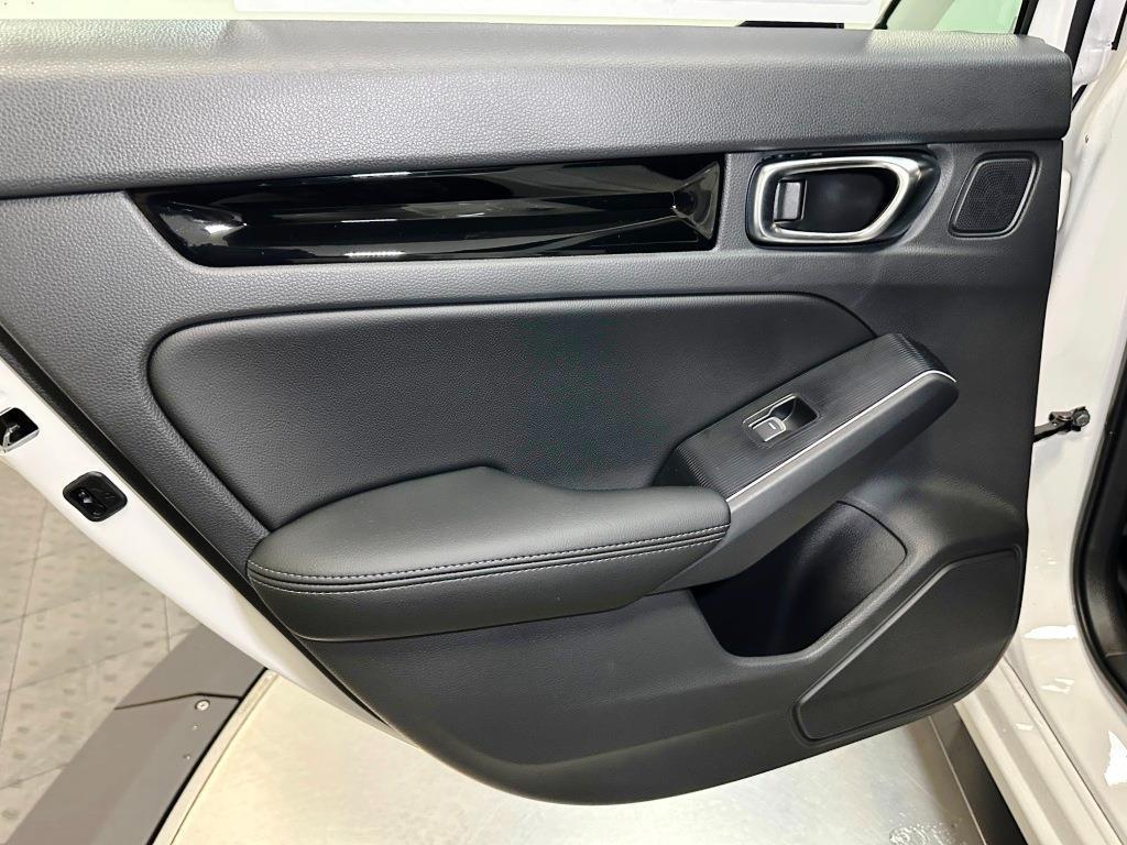 new 2025 Honda Civic Hybrid car, priced at $33,755