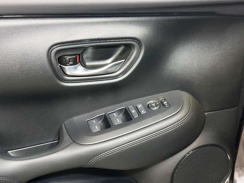 new 2026 Honda HR-V car, priced at $28,150