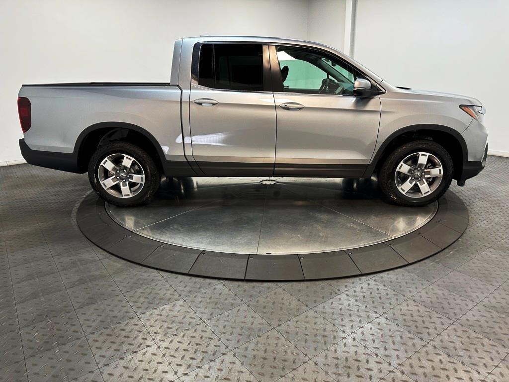 new 2025 Honda Ridgeline car, priced at $44,375