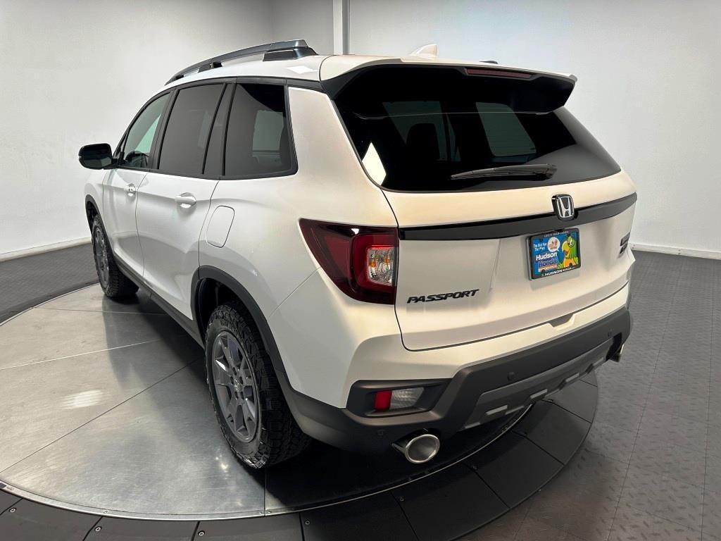 new 2025 Honda Passport car, priced at $46,850