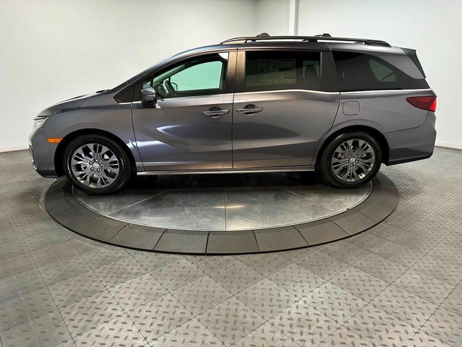 new 2025 Honda Odyssey car, priced at $48,005