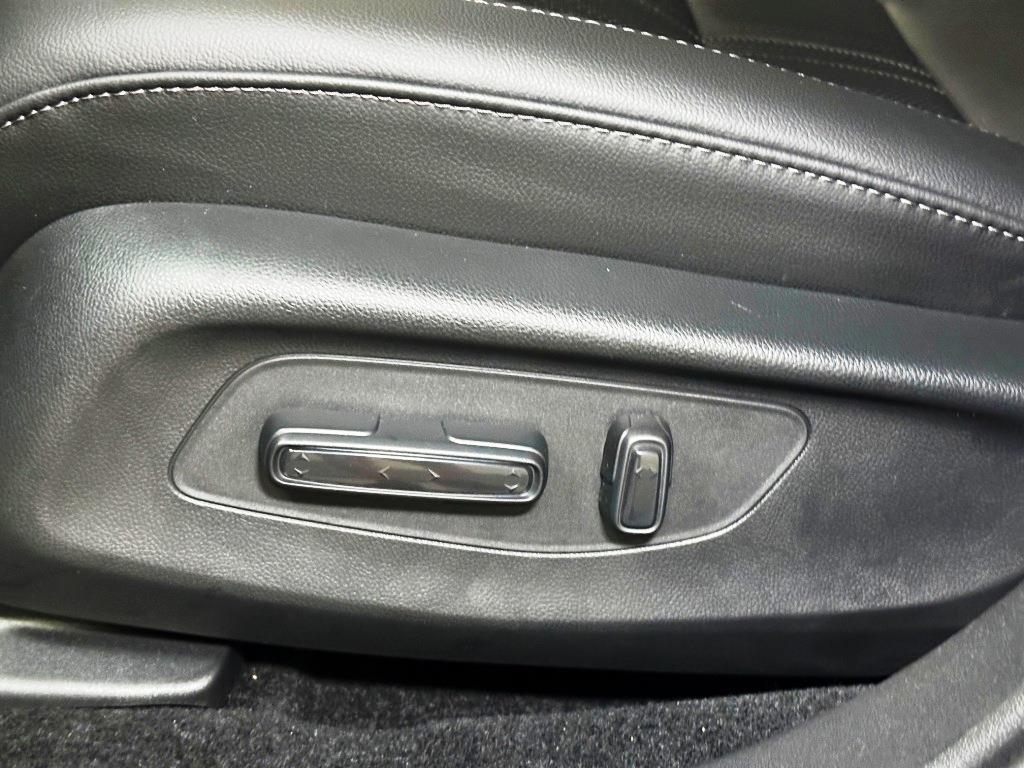 new 2026 Honda HR-V car, priced at $33,000