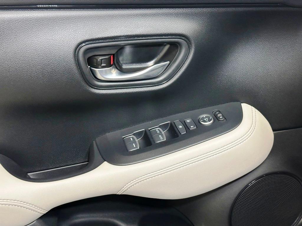 new 2026 Honda HR-V car, priced at $32,000