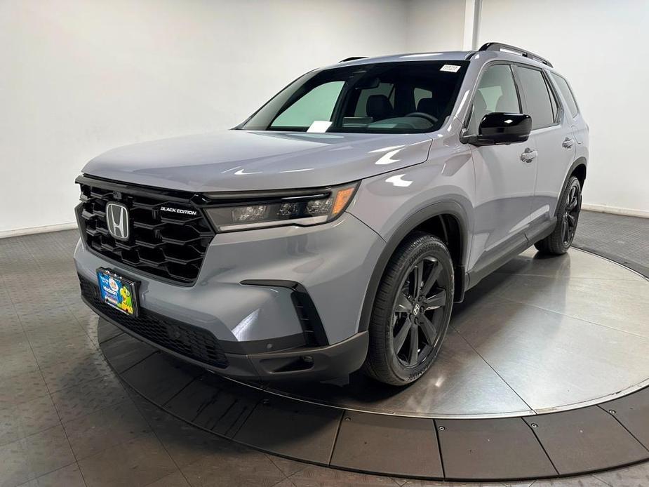 new 2025 Honda Pilot car, priced at $57,420