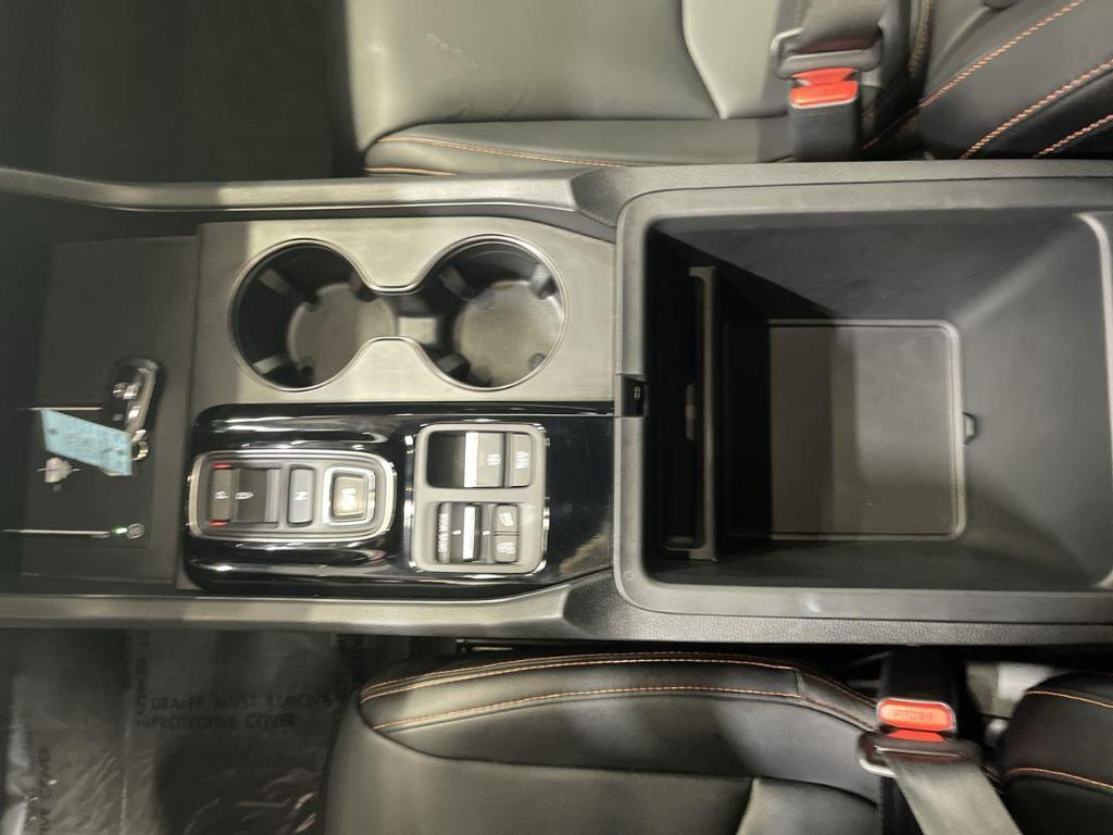used 2024 Honda Pilot car, priced at $40,998