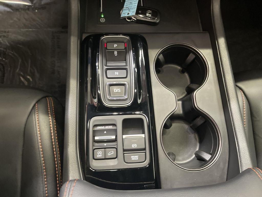 used 2024 Honda Pilot car, priced at $40,998