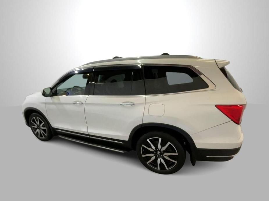 used 2021 Honda Pilot car, priced at $25,880