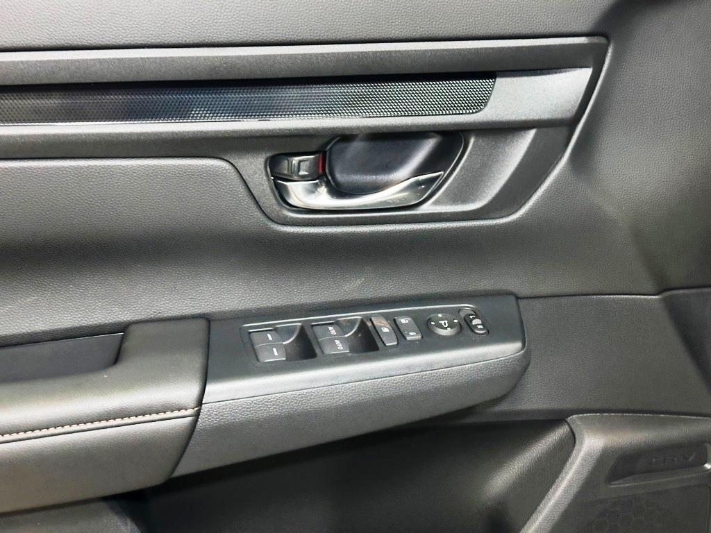 new 2026 Honda CR-V Hybrid car, priced at $39,205