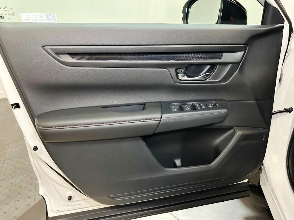 new 2026 Honda CR-V Hybrid car, priced at $39,205