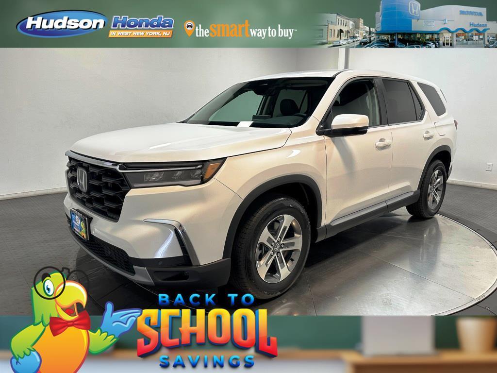 new 2025 Honda Pilot car, priced at $48,280