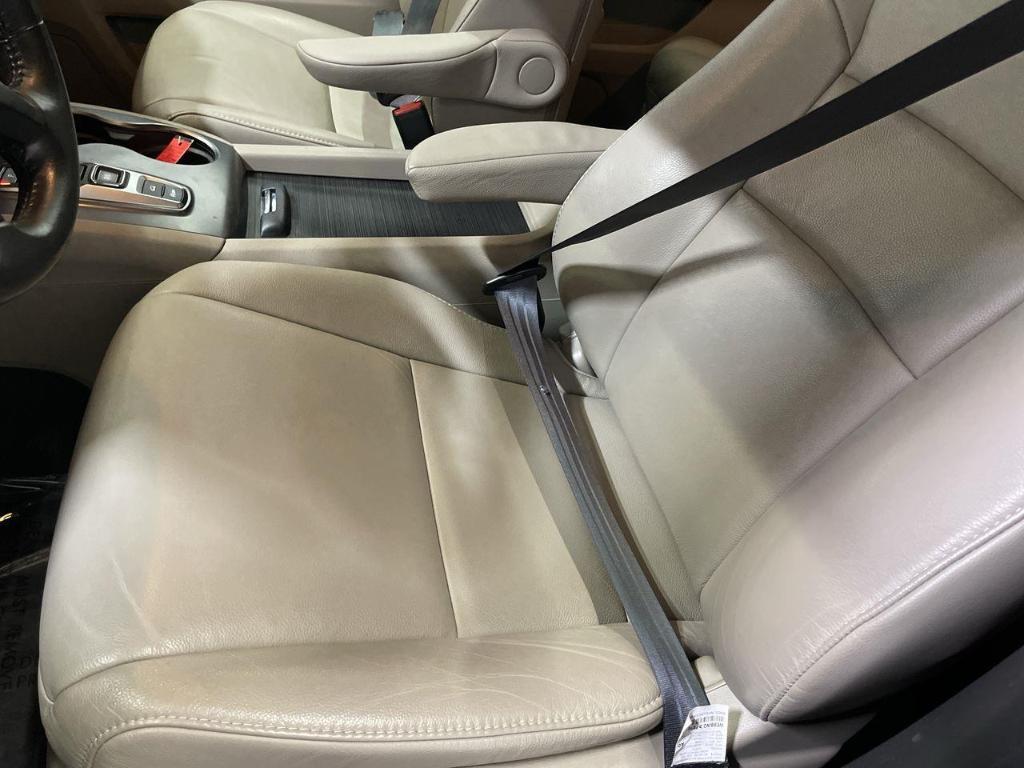 used 2022 Honda Pilot car, priced at $28,872