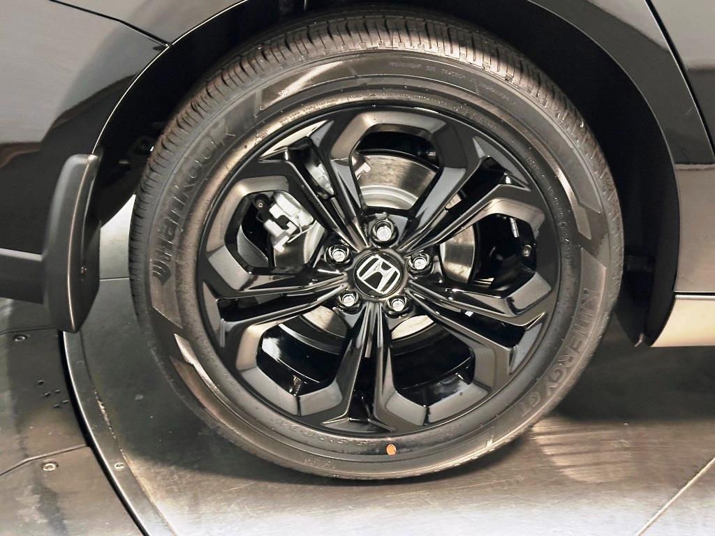 new 2025 Honda Accord car, priced at $30,655