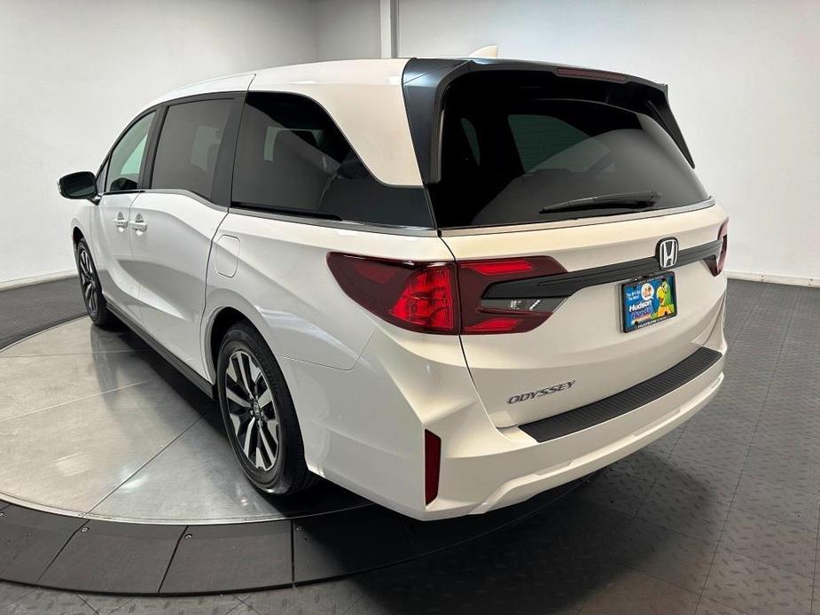 new 2025 Honda Odyssey car, priced at $45,155