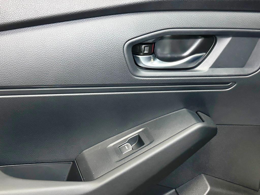 new 2025 Honda Accord car, priced at $30,910