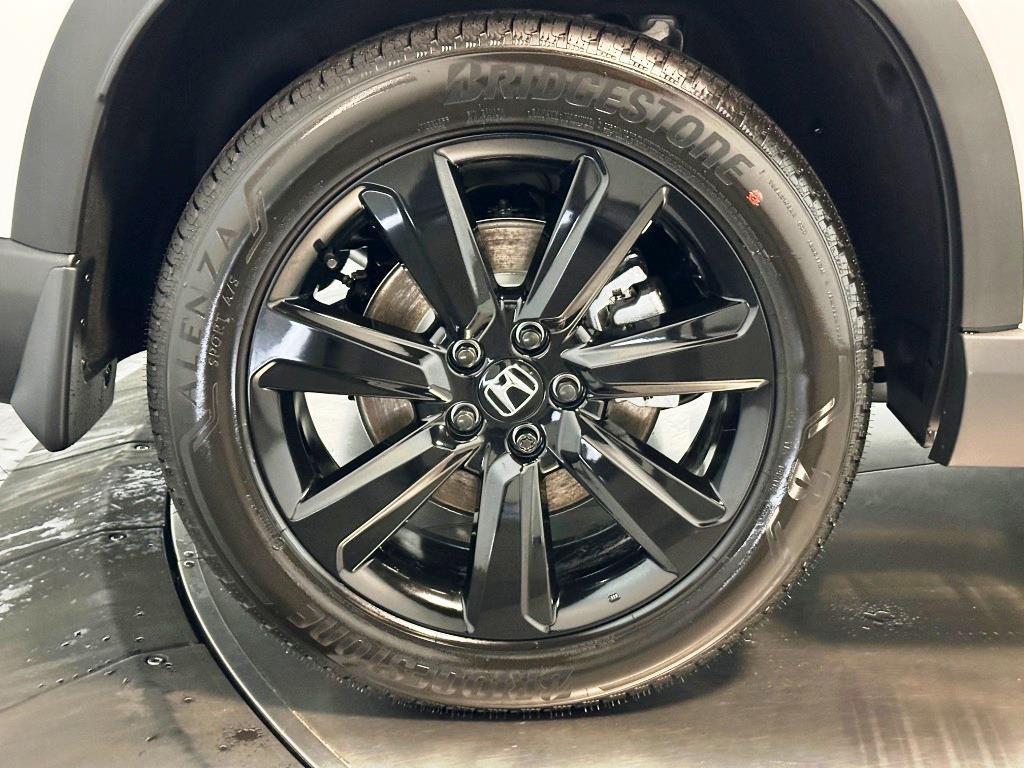 new 2025 Honda Pilot car, priced at $53,280