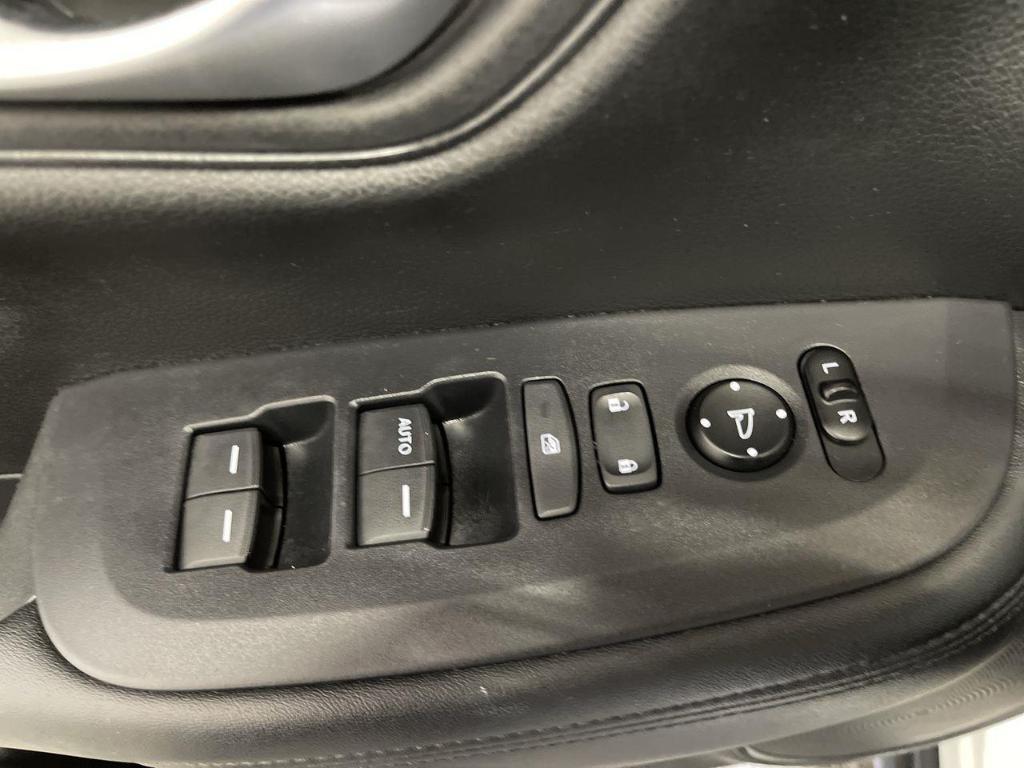 used 2024 Honda HR-V car, priced at $21,491