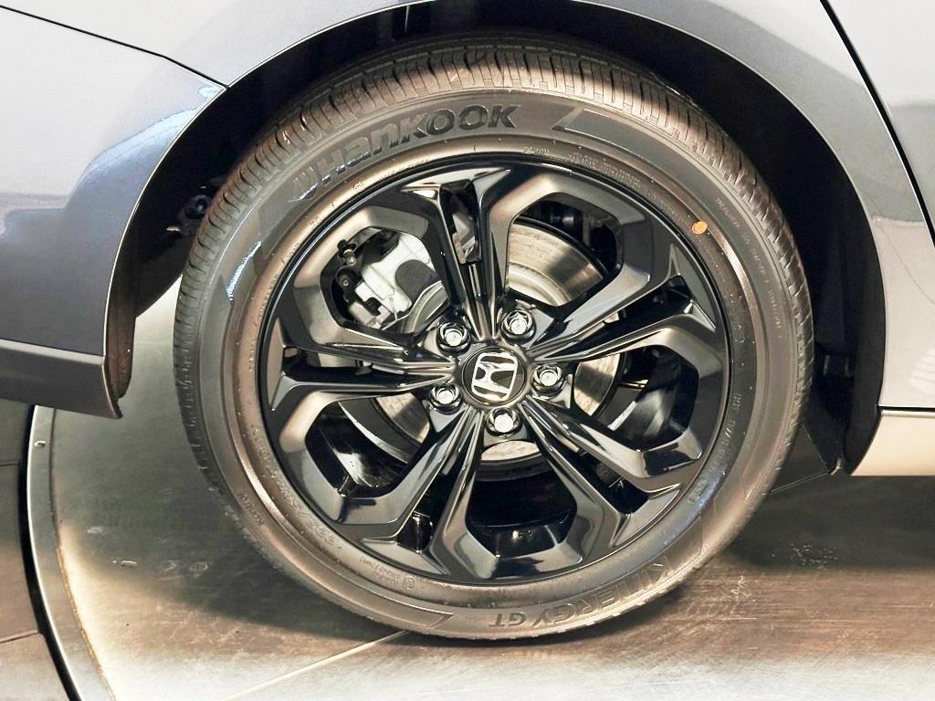 new 2025 Honda Accord car, priced at $30,655