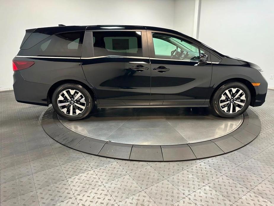 new 2025 Honda Odyssey car, priced at $43,315