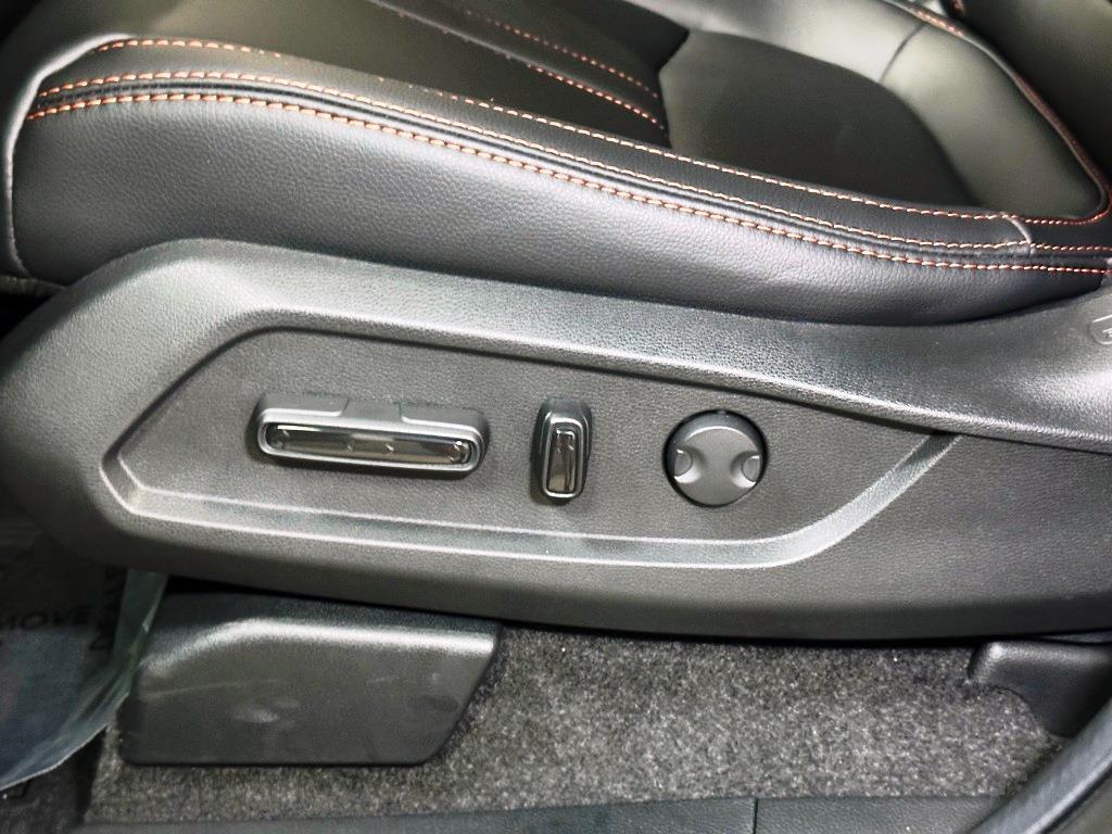 new 2025 Honda Pilot car, priced at $50,895