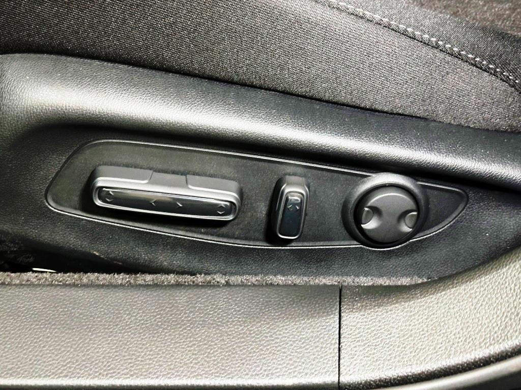 new 2025 Honda Accord car, priced at $30,655