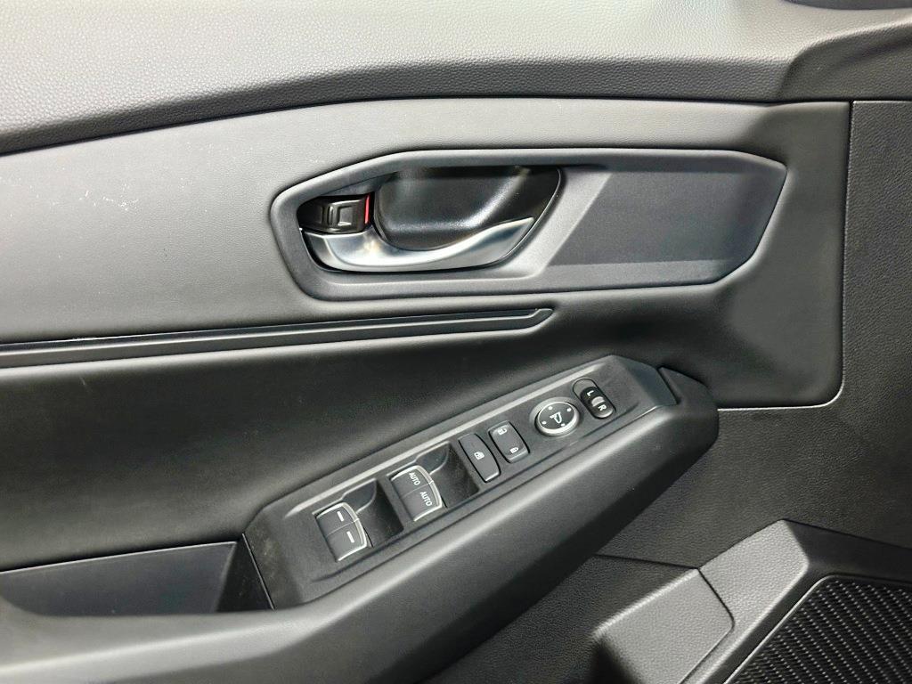 new 2025 Honda Accord car, priced at $31,210