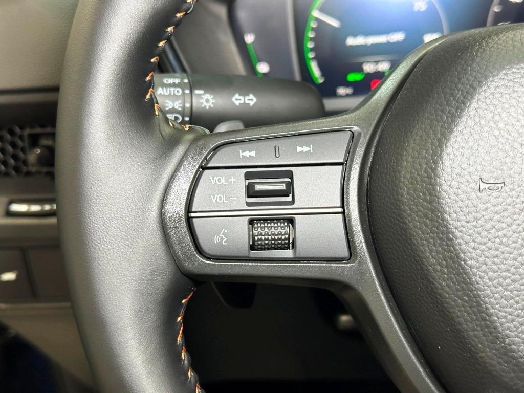 new 2026 Honda CR-V Hybrid car, priced at $40,175