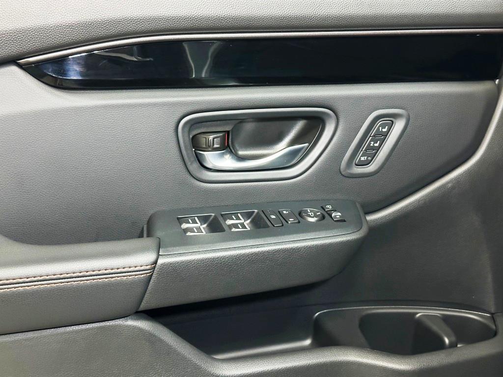 new 2025 Honda Pilot car, priced at $50,895