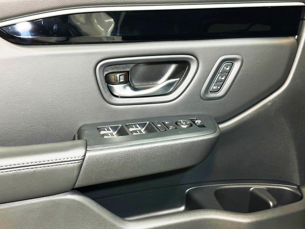 new 2025 Honda Pilot car, priced at $51,550