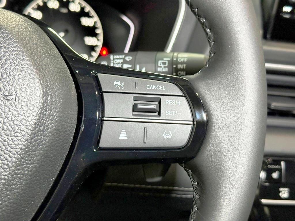 new 2025 Honda Pilot car, priced at $51,550