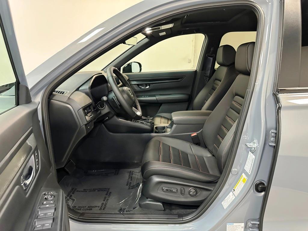 new 2026 Honda CR-V Hybrid car, priced at $42,075