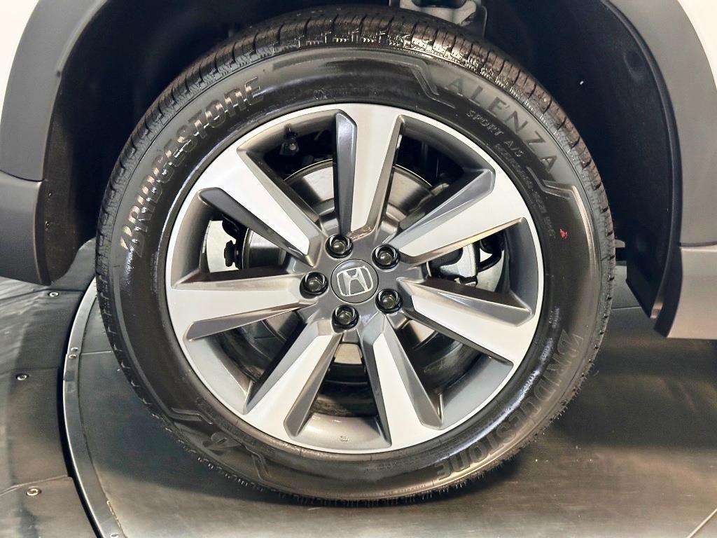 new 2025 Honda Pilot car, priced at $51,780