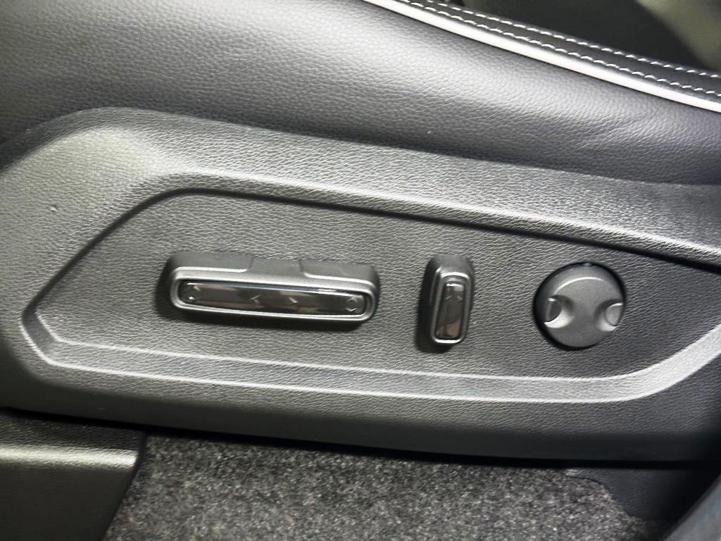 new 2025 Honda Pilot car, priced at $51,780