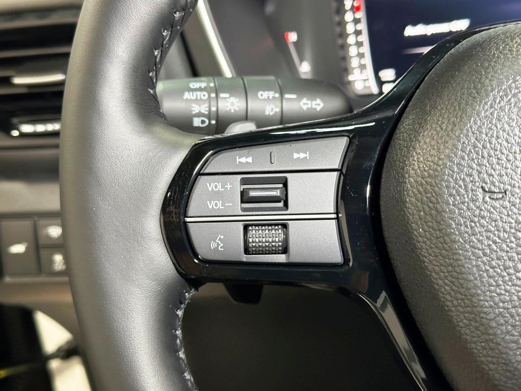 new 2025 Honda Pilot car, priced at $51,780