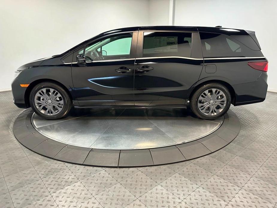 new 2025 Honda Odyssey car, priced at $48,005