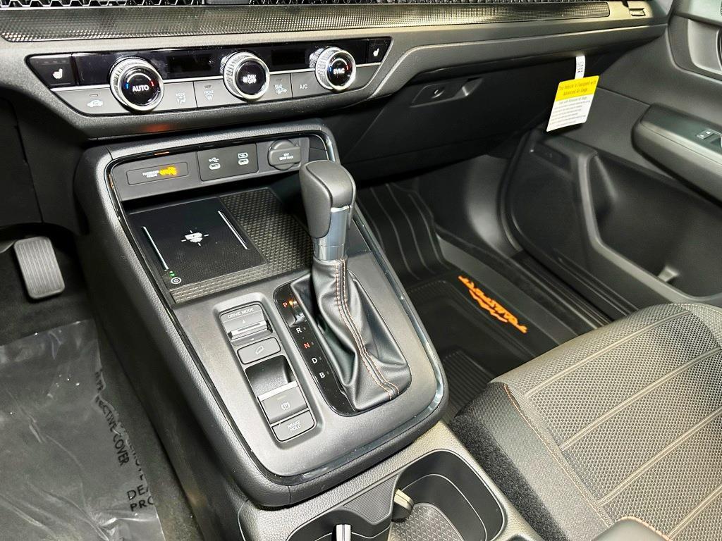 new 2026 Honda CR-V Hybrid car, priced at $39,205