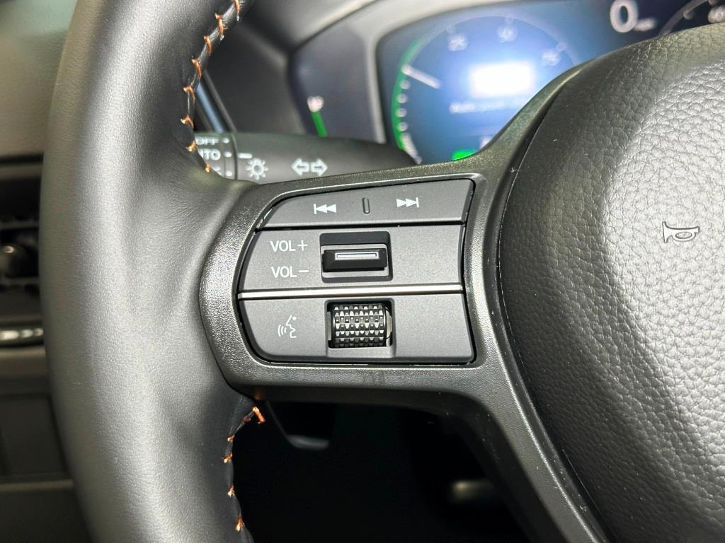 new 2026 Honda CR-V Hybrid car, priced at $39,205