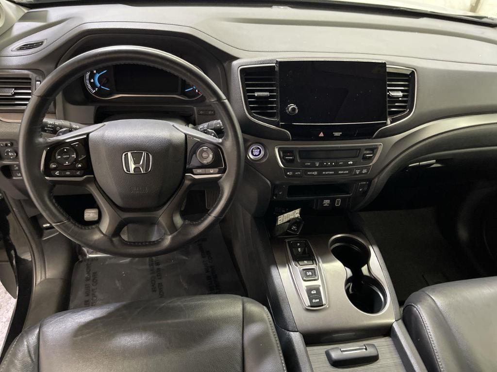 used 2022 Honda Pilot car, priced at $29,288