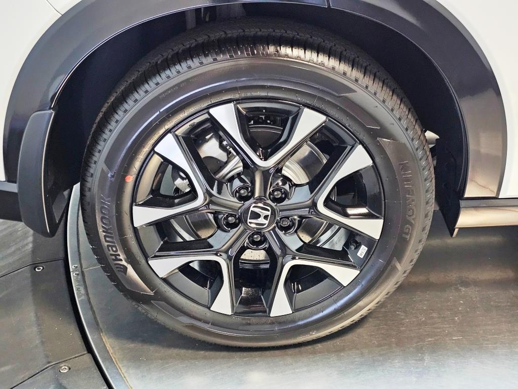 new 2026 Honda HR-V car, priced at $33,400
