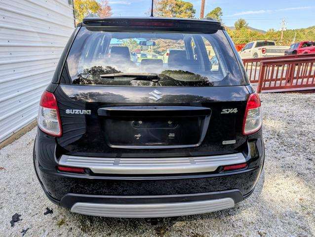 used 2009 Suzuki SX4 car, priced at $7,900