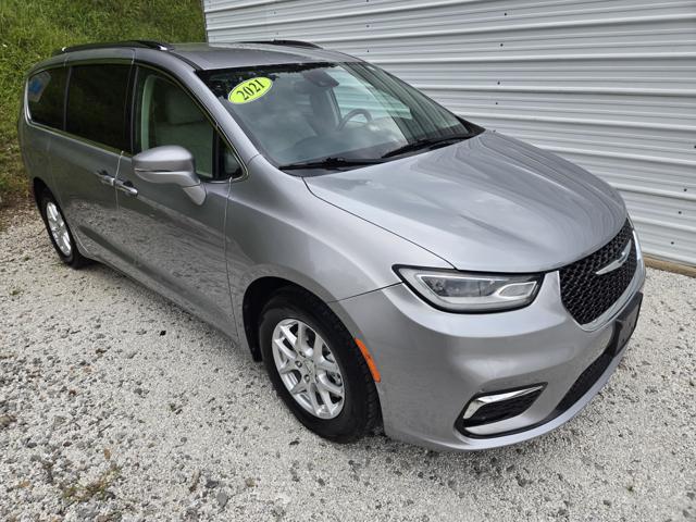 used 2021 Chrysler Pacifica car, priced at $22,400