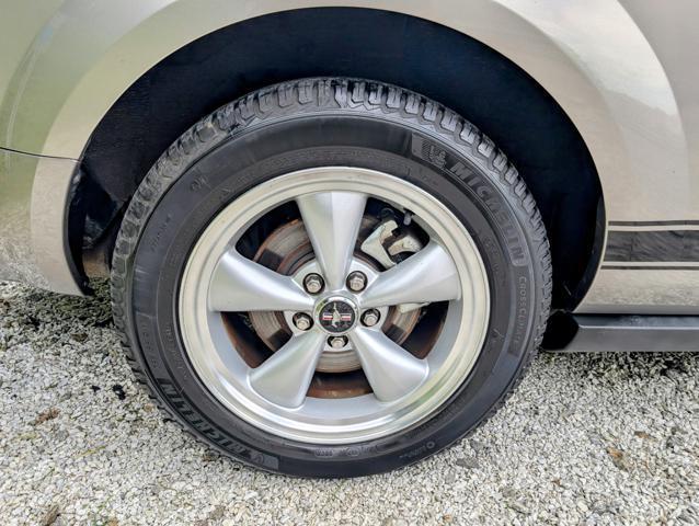 used 2009 Ford Mustang car, priced at $8,900