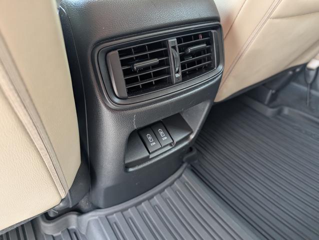 used 2022 Honda CR-V Hybrid car, priced at $25,900