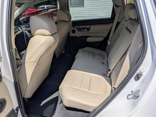used 2022 Honda CR-V Hybrid car, priced at $25,900