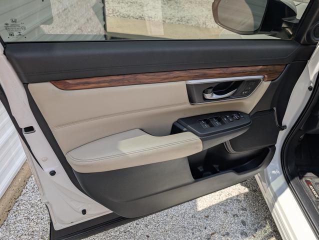 used 2022 Honda CR-V Hybrid car, priced at $25,900
