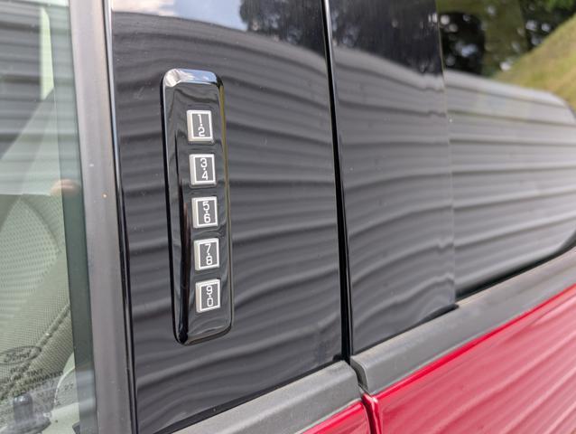 used 2018 Ford F-150 car, priced at $33,900