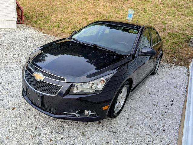 used 2014 Chevrolet Cruze car, priced at $7,500