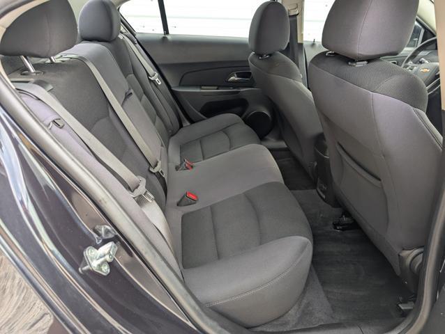 used 2014 Chevrolet Cruze car, priced at $7,500