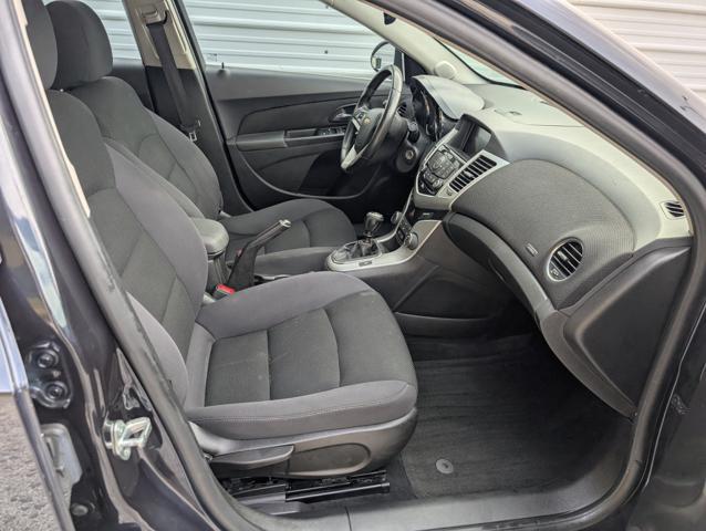 used 2014 Chevrolet Cruze car, priced at $7,500