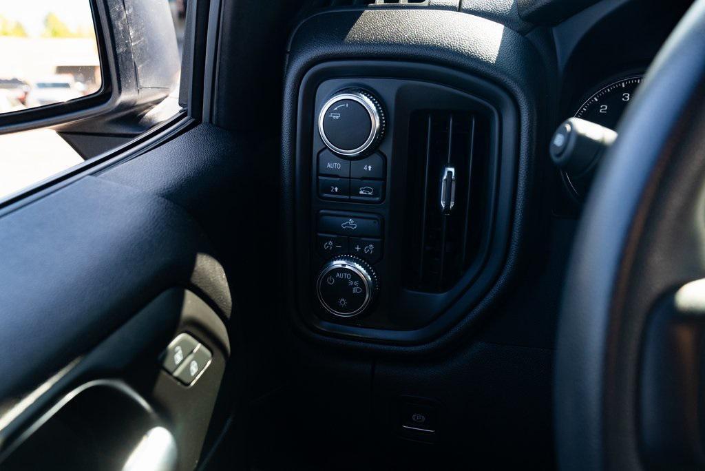 used 2022 GMC Sierra 1500 car, priced at $35,829